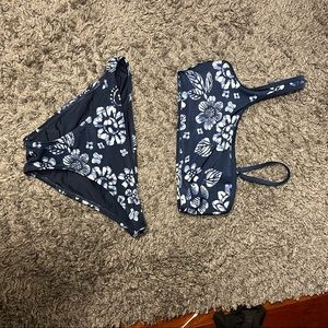 blue floral bikini. top is size XS, bottems S. no padding in top (negotiable)